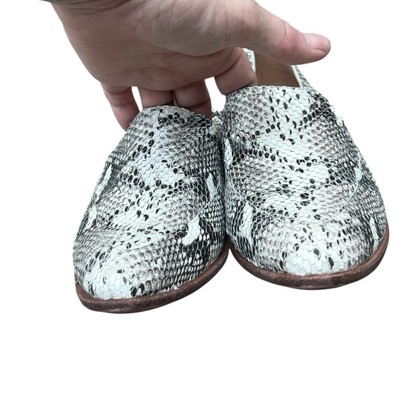 Madewell Frances snakeskin leather loafer - Picture 6 of 11
